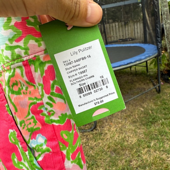 Lilly Pulitzer short size 16 NWT - Picture 2 of 3